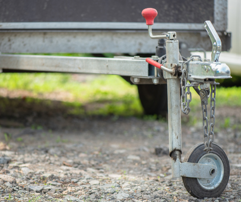 Photo of the bottom of a trailer.